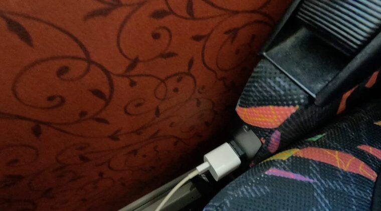 ドリーミントオホーツク号の電源コンセント